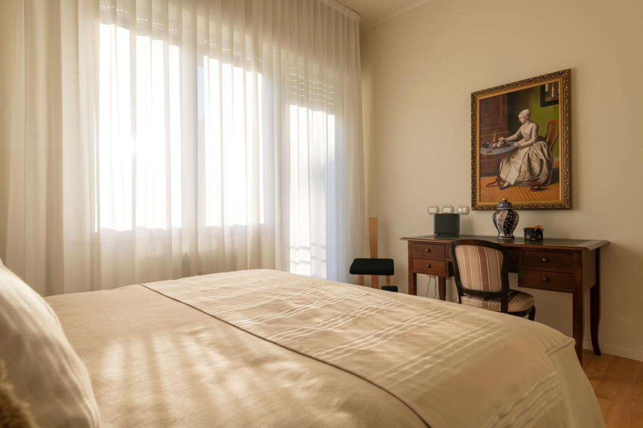 Casa Gramsci Luxury Apartment Pesaro Exterior foto